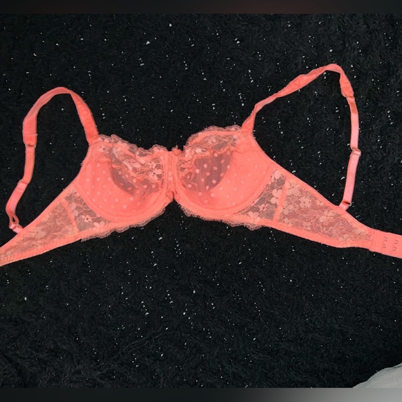 Victoria’s Secret Dream Angel Push Up Without Padding Coral 34C - Picture 3 of 5